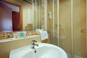 Фото номера Двухместный номер с 2 отдельными кроватями Отель Hotel Basztowy г. Сандомир 21